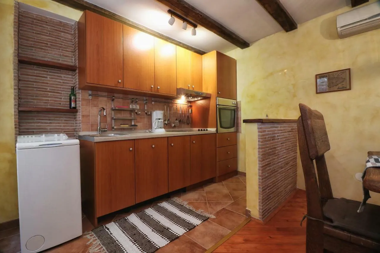 Superb Townhouse Villa Montalbano Croatia