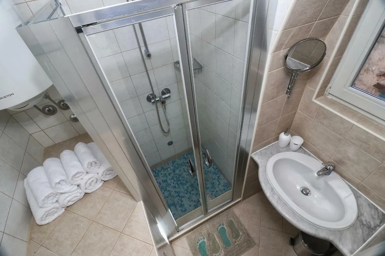 Apartment Superb Townhouse Villa Montalbano